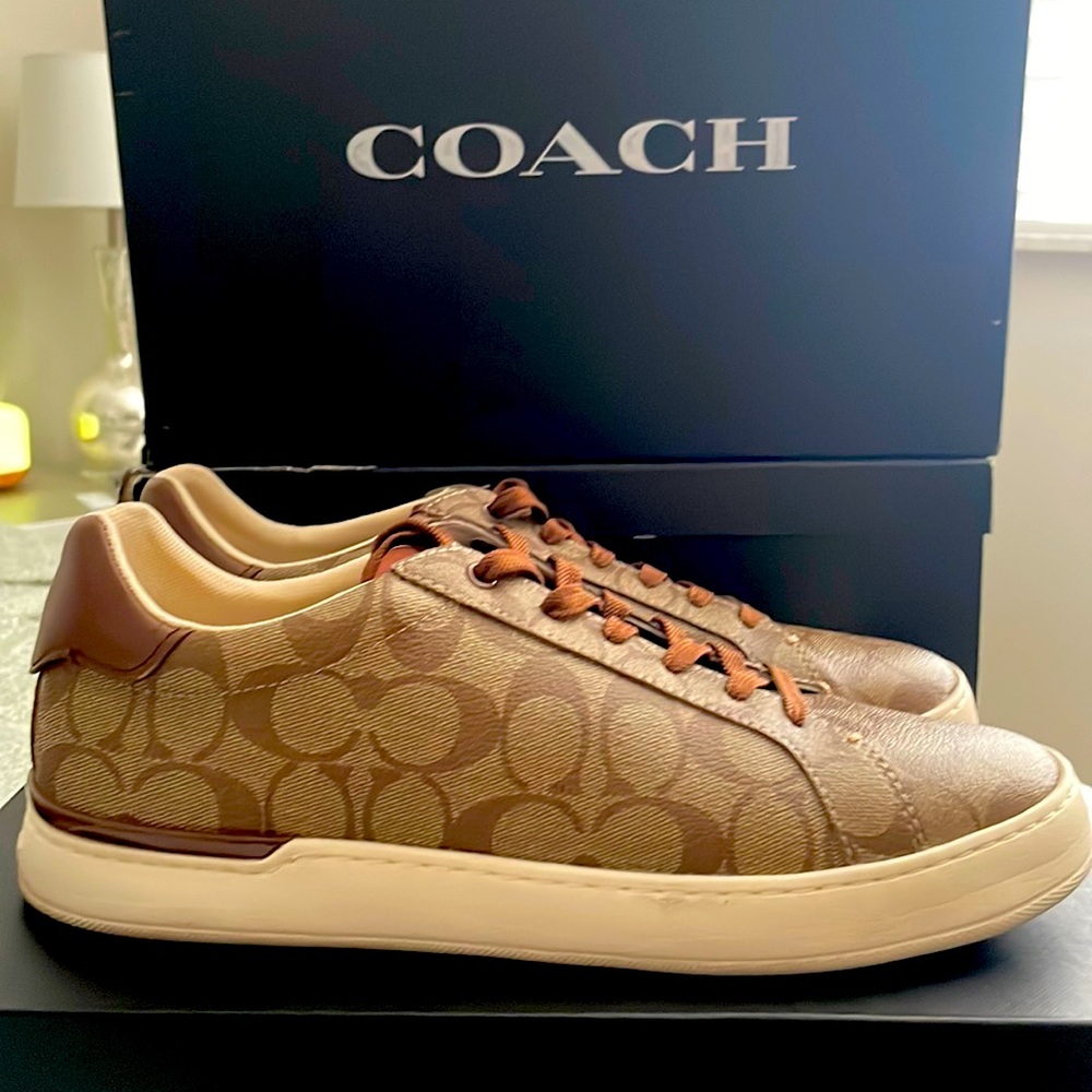 Coach logo C casual sneaker size 10.5/43.5